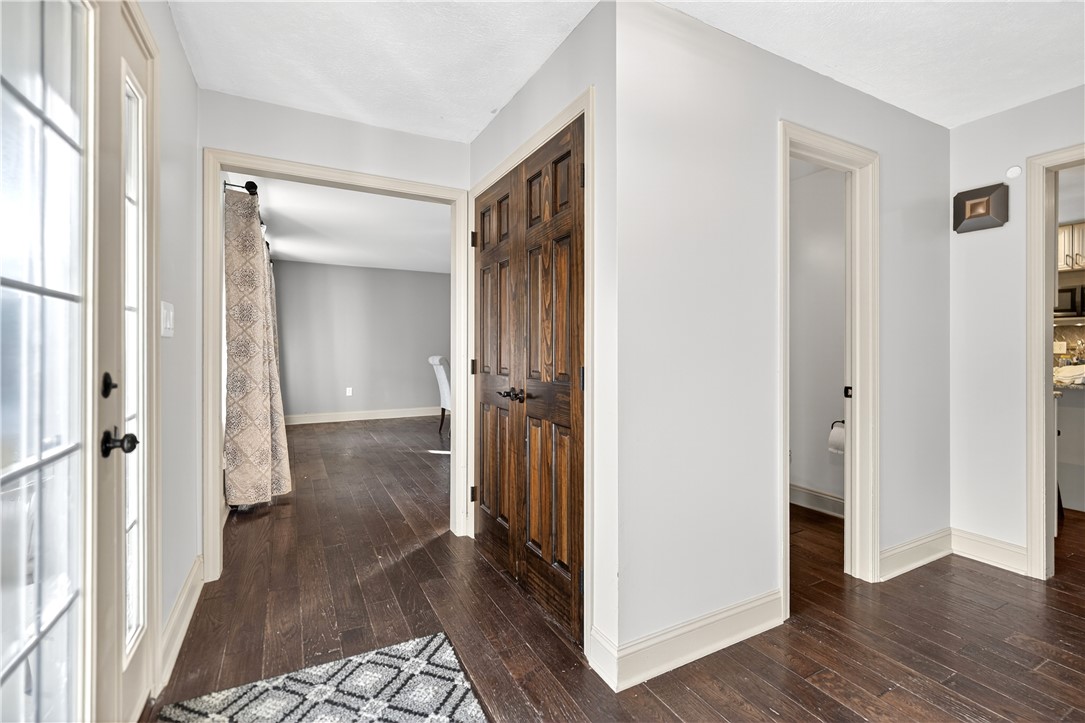 McCandless, Pennsylvania 15090, United States, 4 Bedrooms Bedrooms, ,3 BathroomsBathrooms,Residential,Contingent,216147