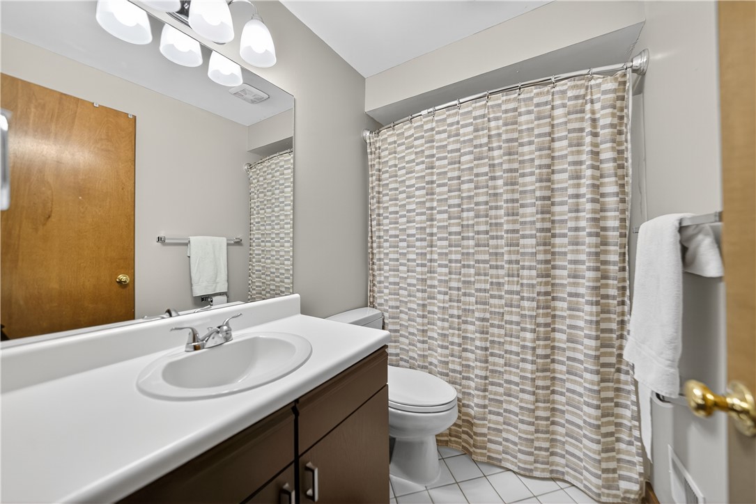 McCandless, Pennsylvania 15090, United States, 4 Bedrooms Bedrooms, ,3 BathroomsBathrooms,Residential,Contingent,216147