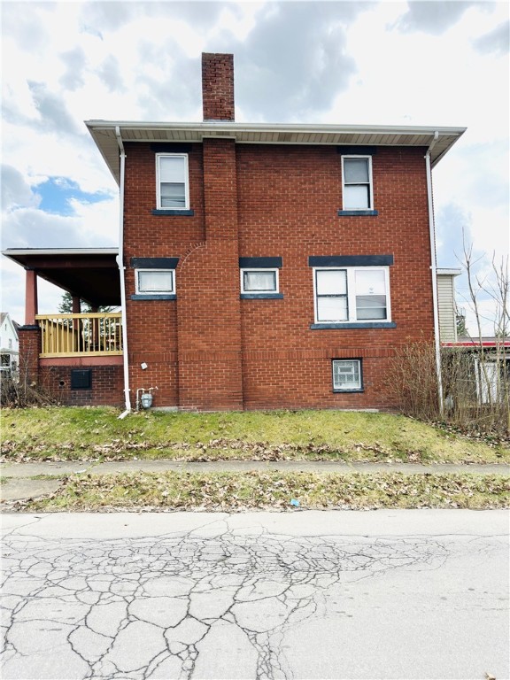 632 Spruce Ave Ave, Sharon, Pennsylvania image 3