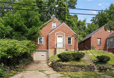 Photo of 2137 Village Dr, Pittsburgh, PA 15221 (MLS # 1760154)