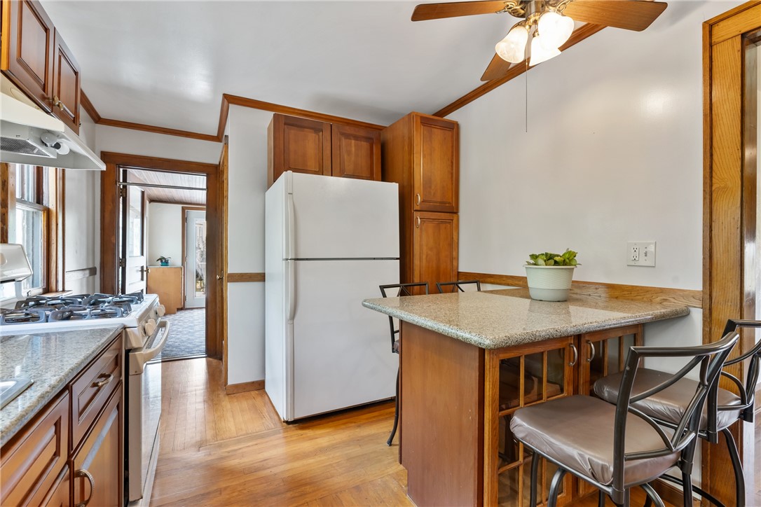 Franklin, Pennsylvania 16323, United States, 3 Bedrooms Bedrooms, ,2 BathroomsBathrooms,Residential,Active,190920