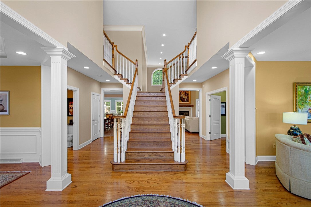 699 Country Club Drive