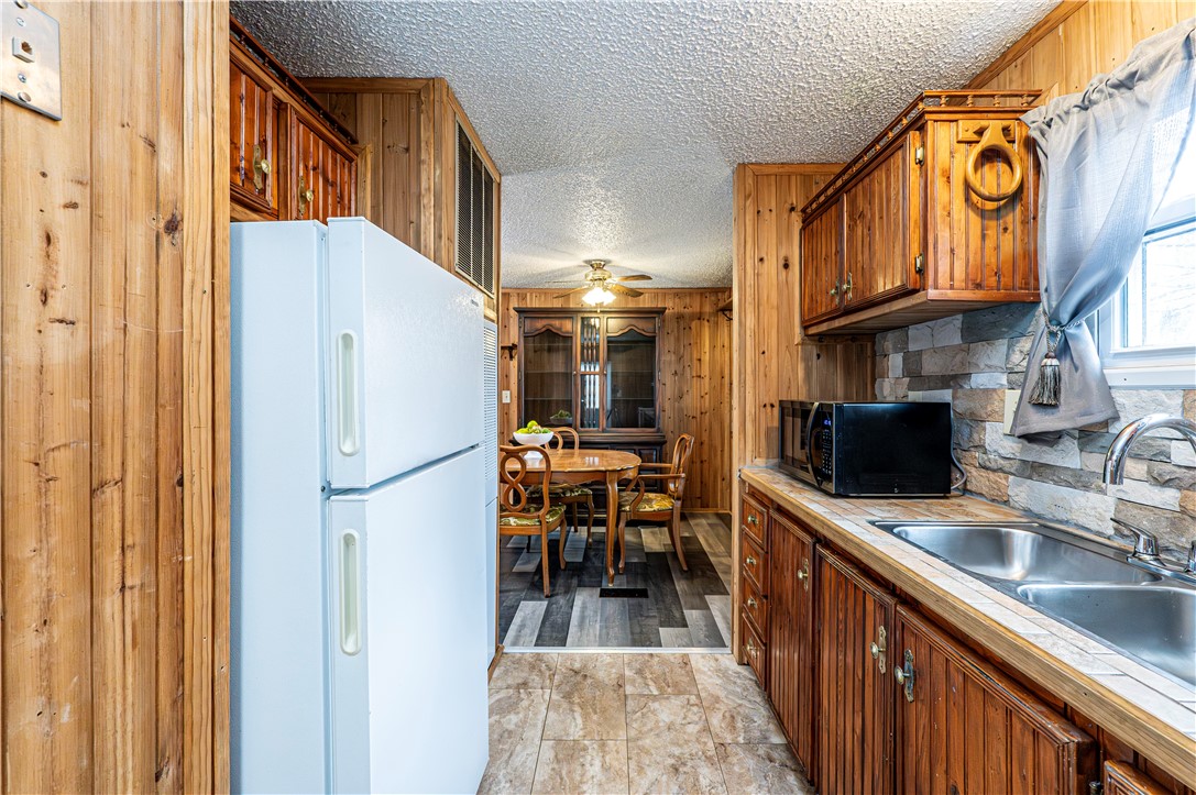 Penn Twp, Pennsylvania 15665, United States, 3 Bedrooms Bedrooms, ,2 BathroomsBathrooms,Residential,Active,243379