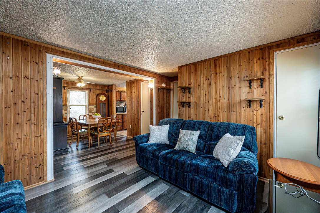 Penn Twp, Pennsylvania 15665, United States, 3 Bedrooms Bedrooms, ,2 BathroomsBathrooms,Residential,Active,243379