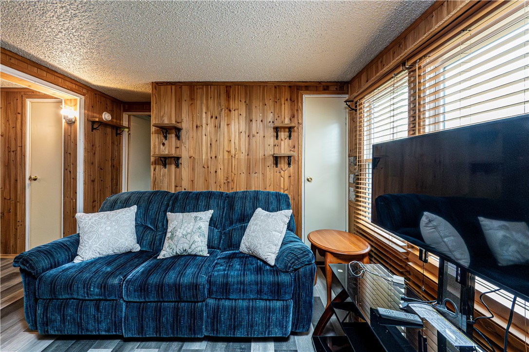 Penn Twp, Pennsylvania 15665, United States, 3 Bedrooms Bedrooms, ,2 BathroomsBathrooms,Residential,Active,243379