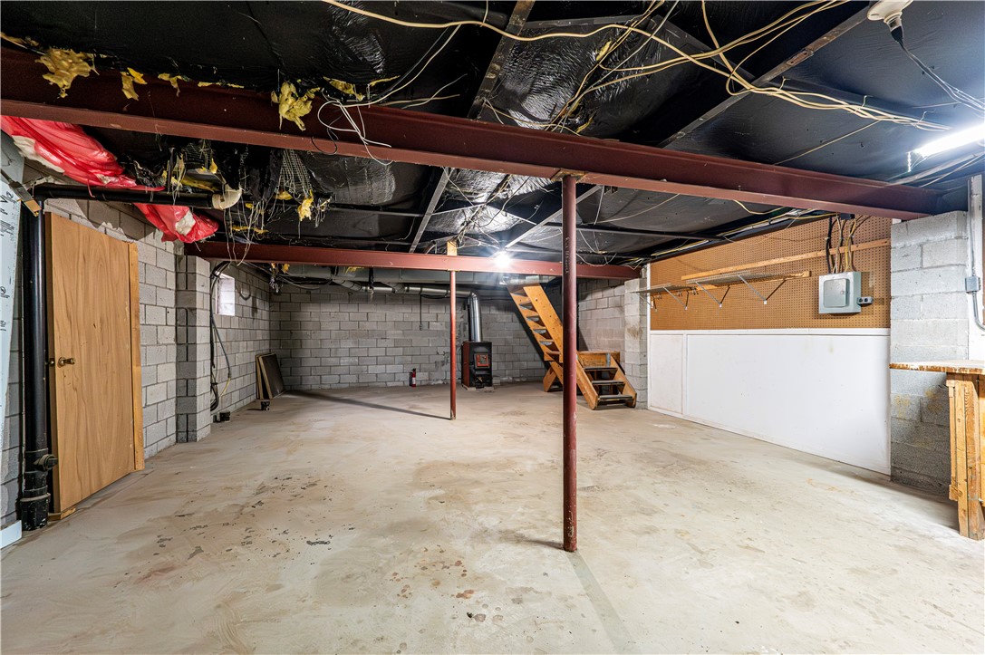 Penn Twp, Pennsylvania 15665, United States, 3 Bedrooms Bedrooms, ,2 BathroomsBathrooms,Residential,Active,243379