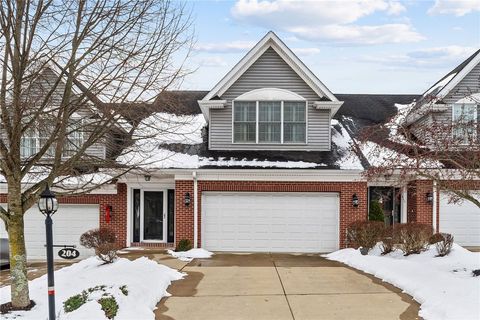 Photo of 204 Lenox Ct, Imperial, PA 15126 (MLS # 1735282)