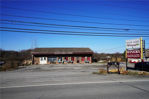 456 Pittsburgh Rd Penn Twp PA 16002