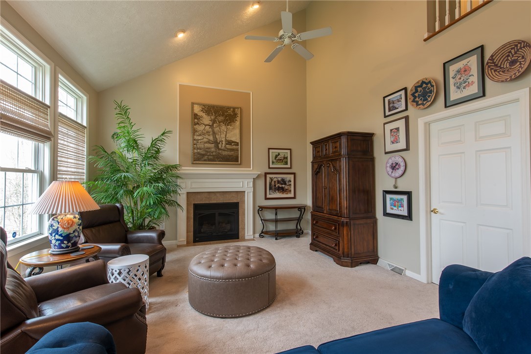 W Leechburg, Pennsylvania 15656, United States, 4 Bedrooms Bedrooms, ,3 BathroomsBathrooms,Residential,Pending,110538