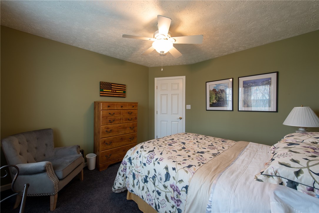 W Leechburg, Pennsylvania 15656, United States, 4 Bedrooms Bedrooms, ,3 BathroomsBathrooms,Residential,Pending,110538