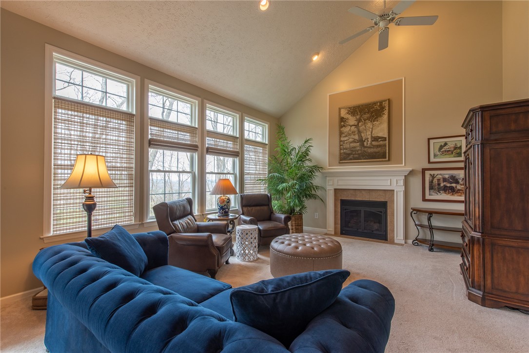 W Leechburg, Pennsylvania 15656, United States, 4 Bedrooms Bedrooms, ,3 BathroomsBathrooms,Residential,Pending,110538