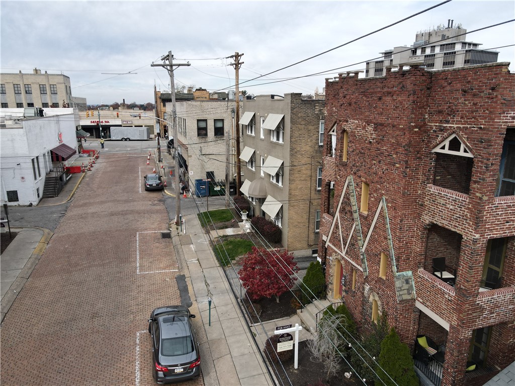 Mt. Lebanon, Pennsylvania 15228, United States, 1 Bedroom Bedrooms, ,1 BathroomBathrooms,Residential,Active,96841