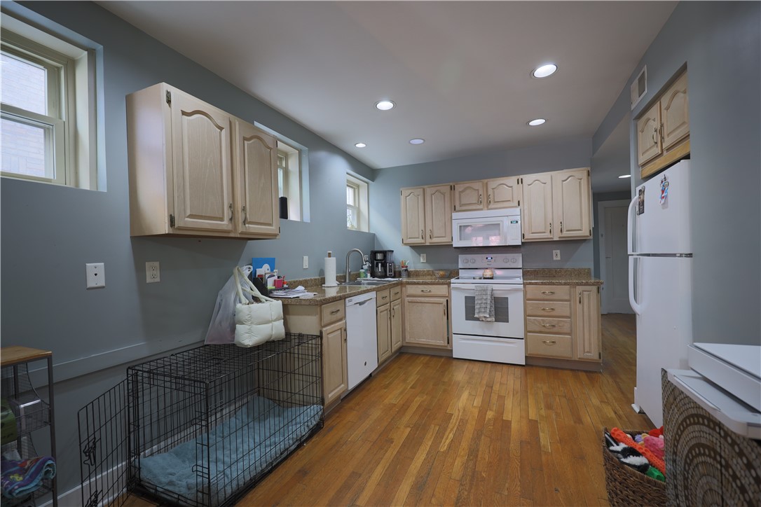 Mt. Lebanon, Pennsylvania 15228, United States, 1 Bedroom Bedrooms, ,1 BathroomBathrooms,Residential,Active,96841