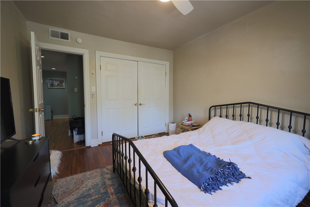 Mt. Lebanon, Pennsylvania 15228, United States, 1 Bedroom Bedrooms, ,1 BathroomBathrooms,Residential,Active,96841