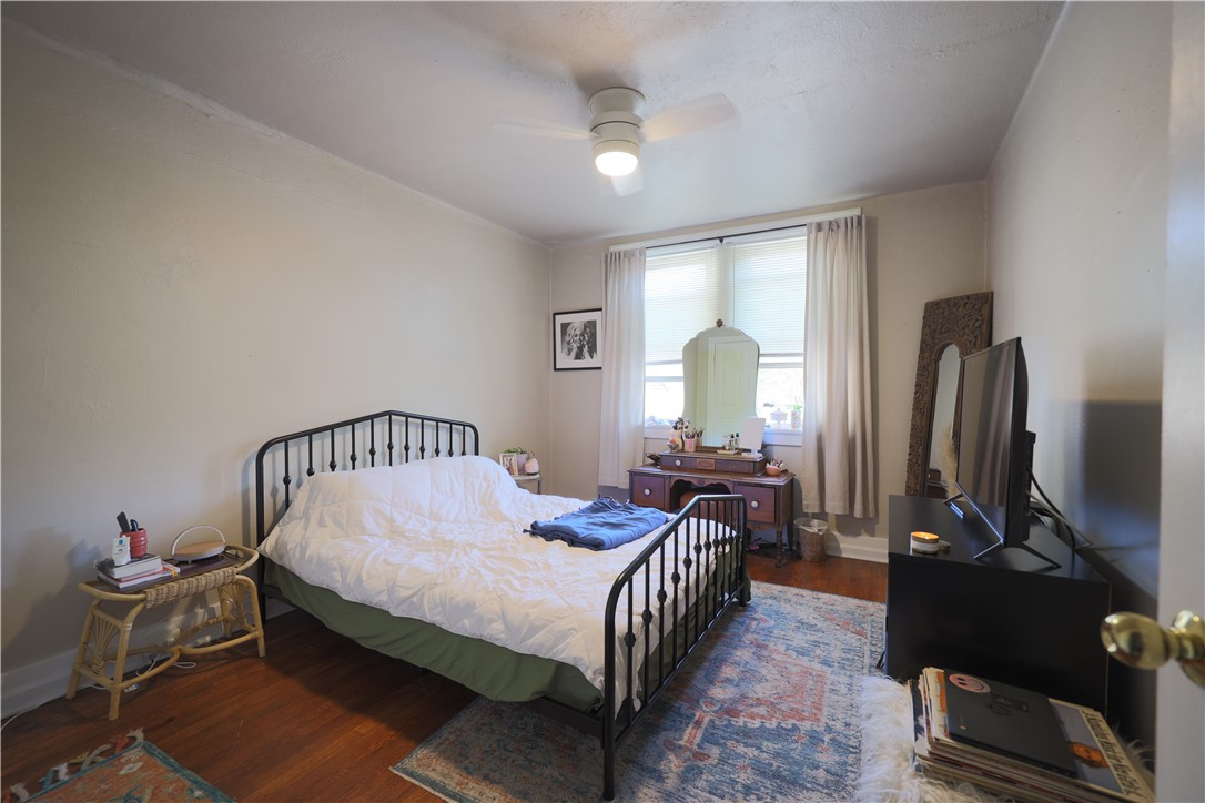 Mt. Lebanon, Pennsylvania 15228, United States, 1 Bedroom Bedrooms, ,1 BathroomBathrooms,Residential,Active,96841