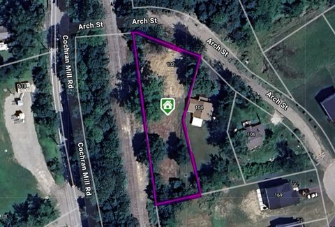 Photo of 102 Arch St, Clairton, PA 15025 (MLS # 1733513)