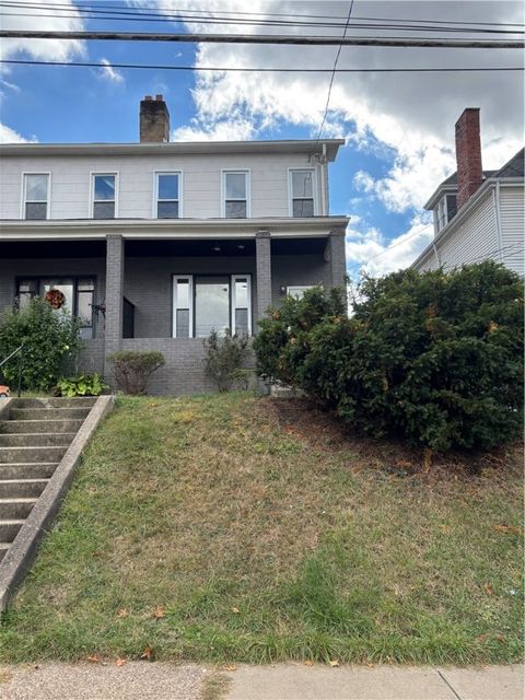 Photo of 1216 Vance Ave, Coraopolis, PA 15108 (MLS # 1724400)