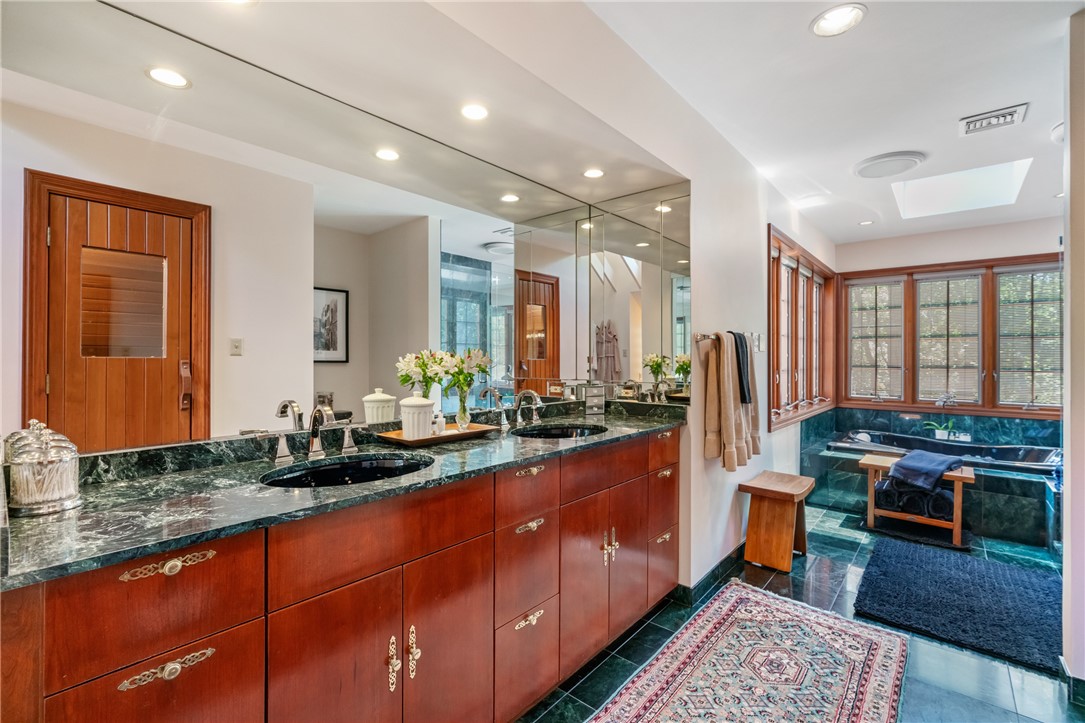 Pittsburgh, Pennsylvania, 15238, United States, 4 Bedrooms Bedrooms, ,4 BathroomsBathrooms,Residential,Active,2022130