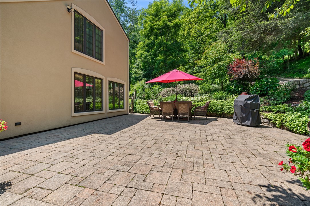 Pittsburgh, Pennsylvania, 15238, United States, 4 Bedrooms Bedrooms, ,4 BathroomsBathrooms,Residential,Active,2022130