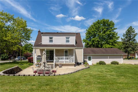 Homes For Sale - 303 Cort St St<br/> Jeannette, PA 15644