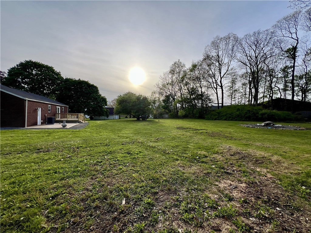 1057 Winfield Rd