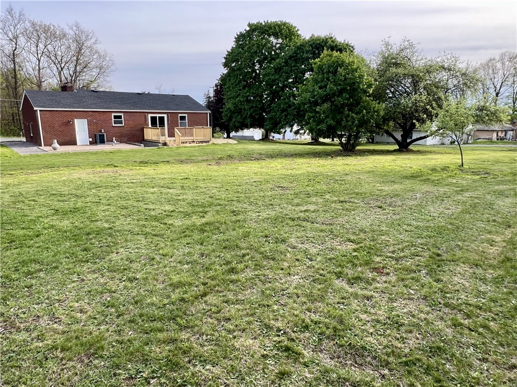 1057 Winfield Rd