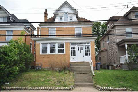 Photo of 2919 Voelkel Ave, Pittsburgh, PA 15216 (MLS # 1750956)