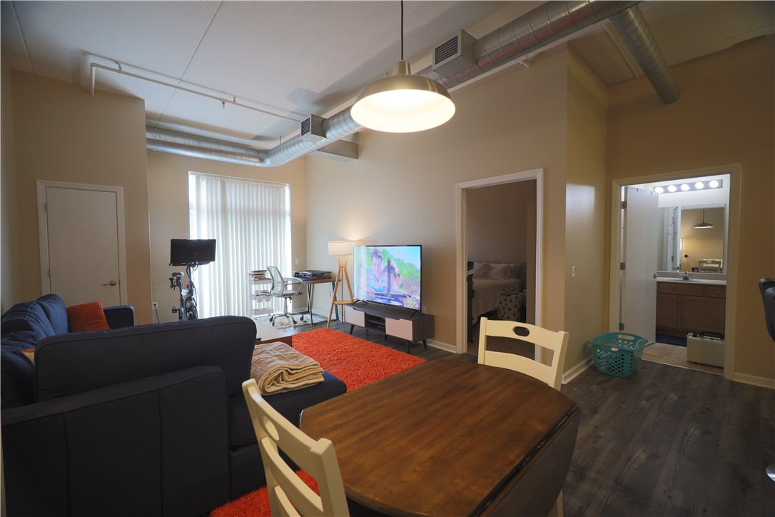 Lawrenceville, Pennsylvania 15222, United States, 1 Bedroom Bedrooms, ,1 BathroomBathrooms,Residential,Active,139964