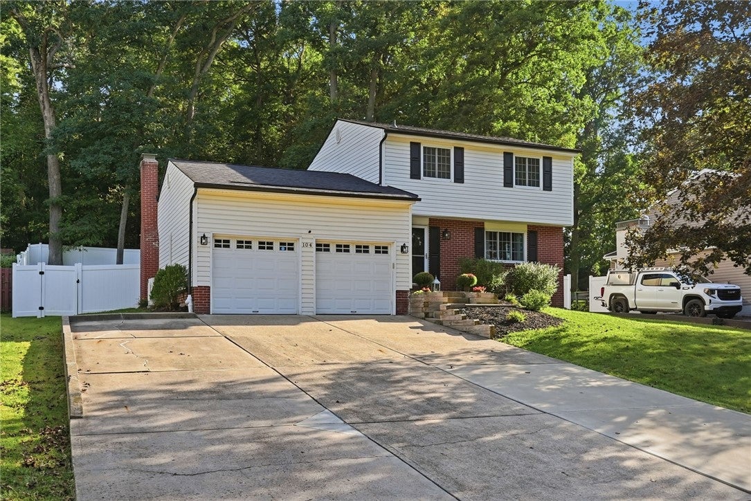 104 Valleyview Dr