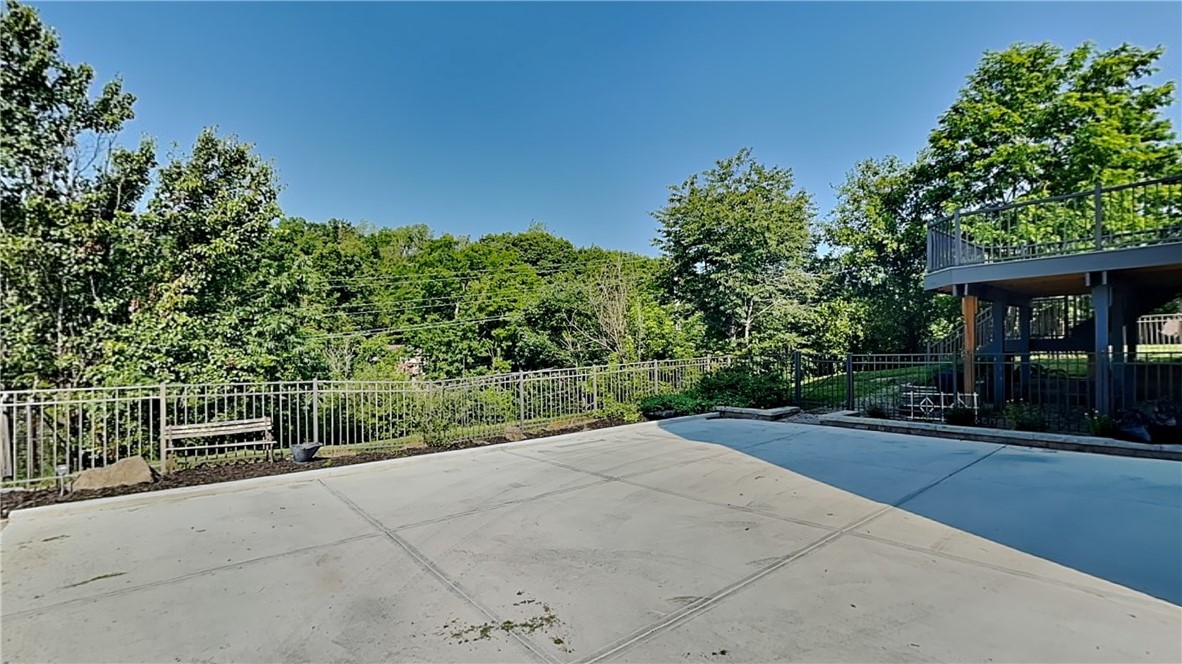 Shaler, Pennsylvania 15209, United States, 4 Bedrooms Bedrooms, ,3 BathroomsBathrooms,Residential,Active,150634