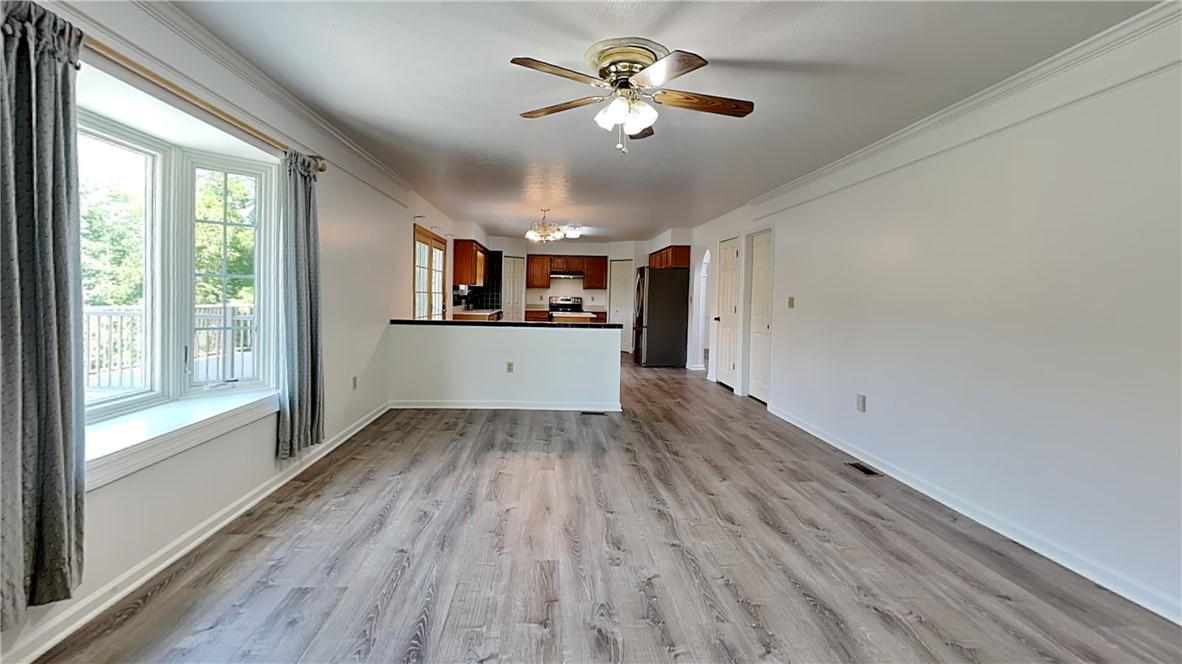 Shaler, Pennsylvania 15209, United States, 4 Bedrooms Bedrooms, ,3 BathroomsBathrooms,Residential,Active,150634