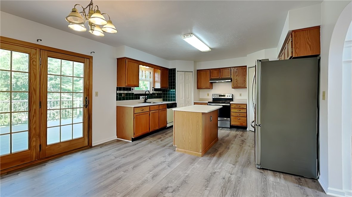 Shaler, Pennsylvania 15209, United States, 4 Bedrooms Bedrooms, ,3 BathroomsBathrooms,Residential,Active,150634