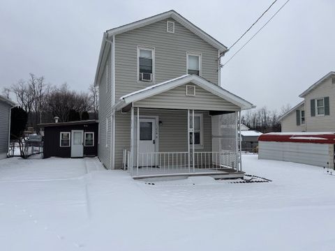 Photo of 1244 W High St., Bradenville, PA 15620 (MLS # 1735768)