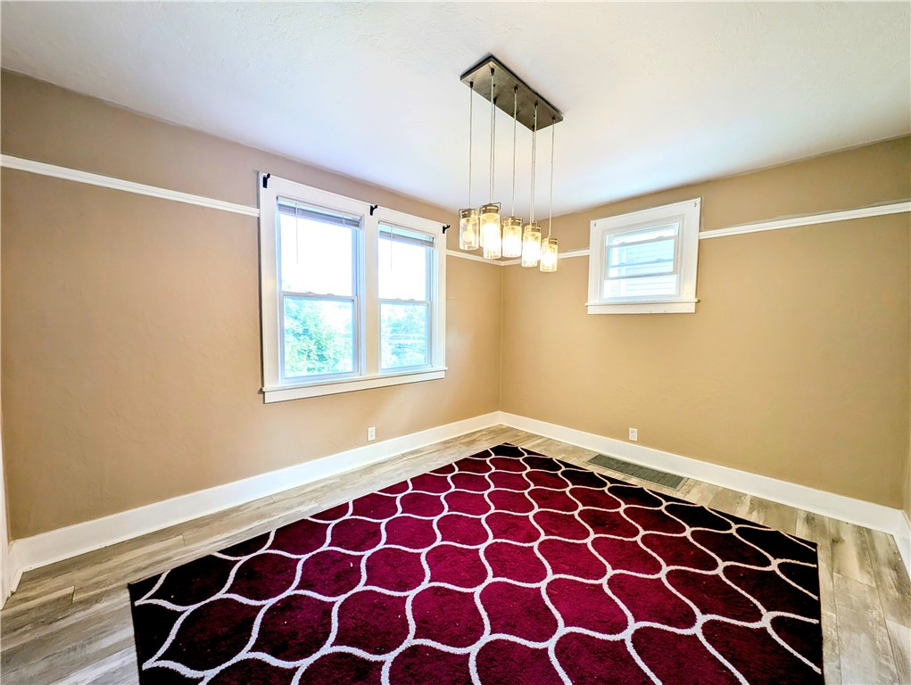 Jeannette, Pennsylvania 15644, United States, 3 Bedrooms Bedrooms, ,1 BathroomBathrooms,Residential,Active,164031