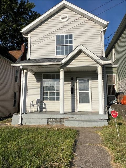 Photo of 614 Pearson St, New Castle, PA 16101 (MLS # 1724195)