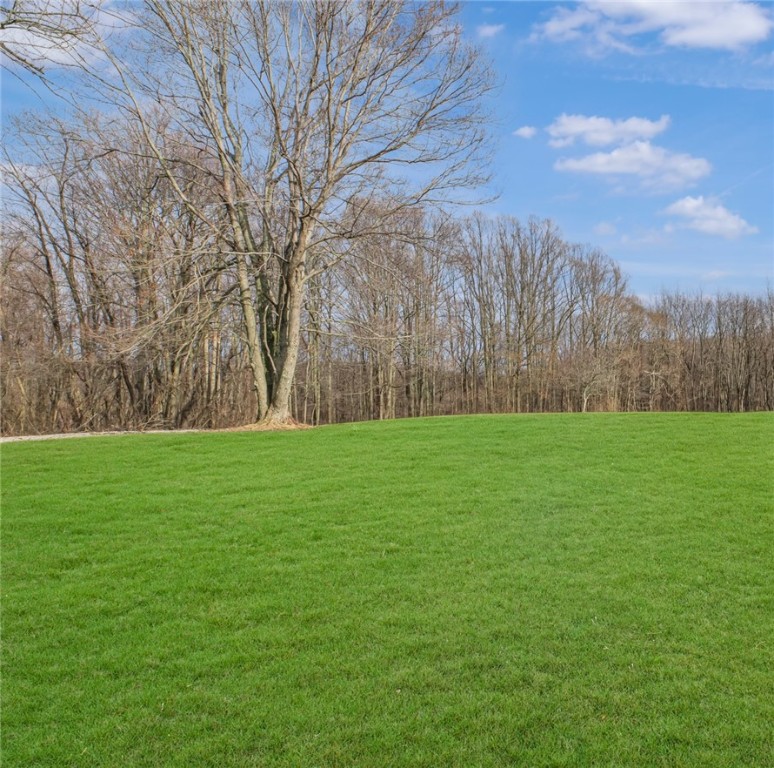 Chippewa Twp, Pennsylvania 15010, United States, 4 Bedrooms Bedrooms, ,3 BathroomsBathrooms,Residential,Contingent,9506