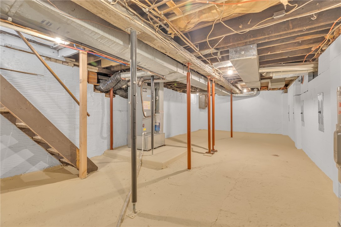 Chippewa Twp, Pennsylvania 15010, United States, 4 Bedrooms Bedrooms, ,3 BathroomsBathrooms,Residential,Contingent,9506