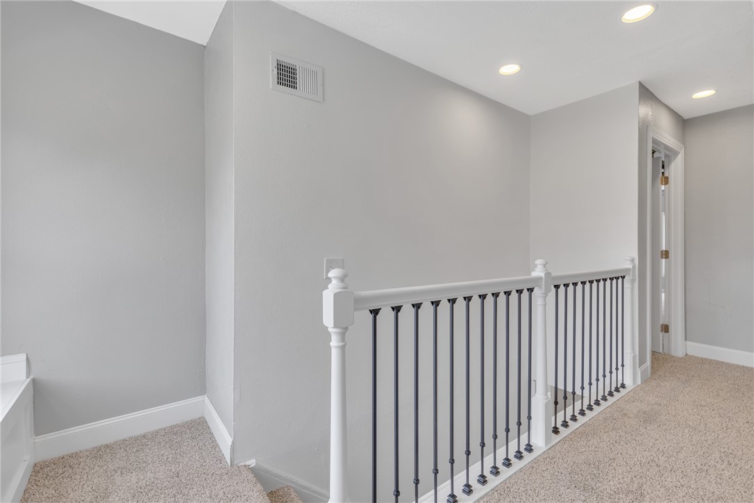 Chippewa Twp, Pennsylvania 15010, United States, 4 Bedrooms Bedrooms, ,3 BathroomsBathrooms,Residential,Contingent,9506