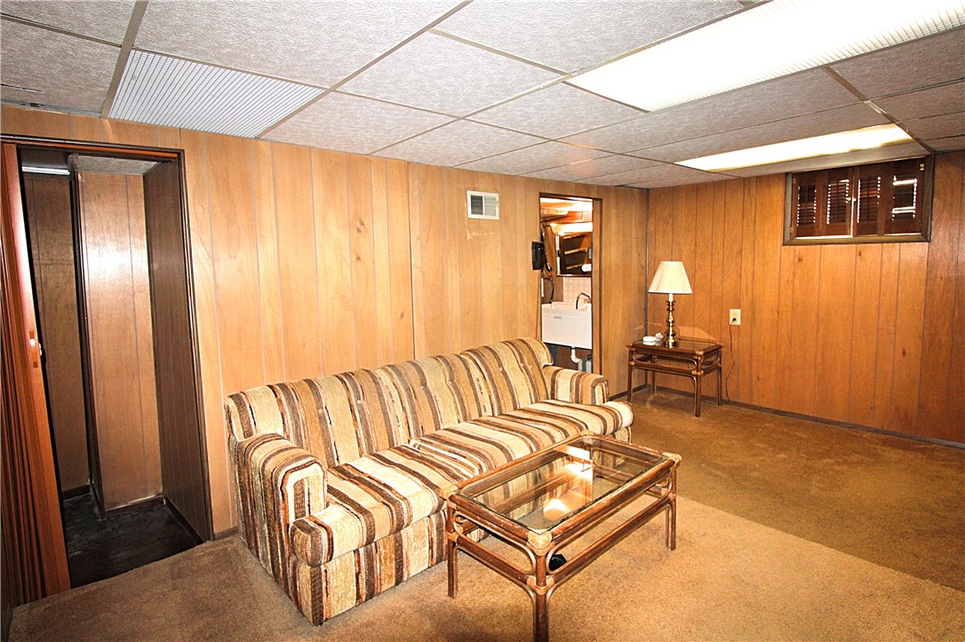 338 Giffin Ave Ave, Canonsburg, Pennsylvania image 21