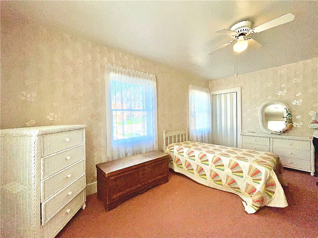 338 Giffin Ave Ave, Canonsburg, Pennsylvania image 17