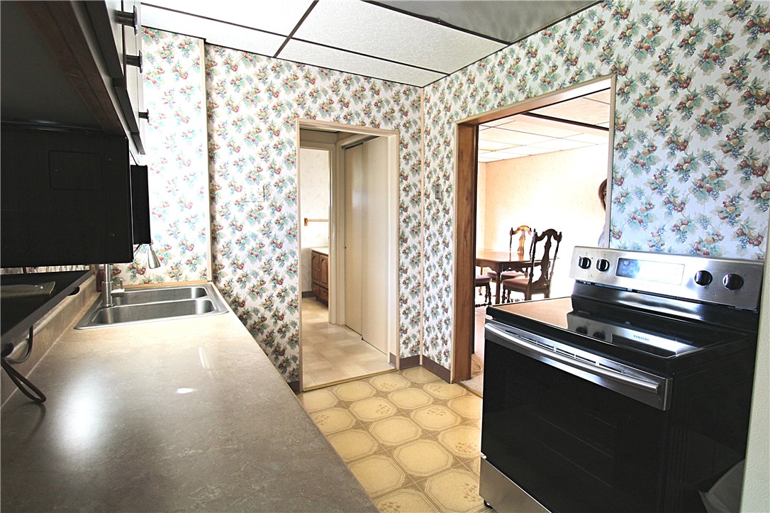 338 Giffin Ave Ave, Canonsburg, Pennsylvania image 13