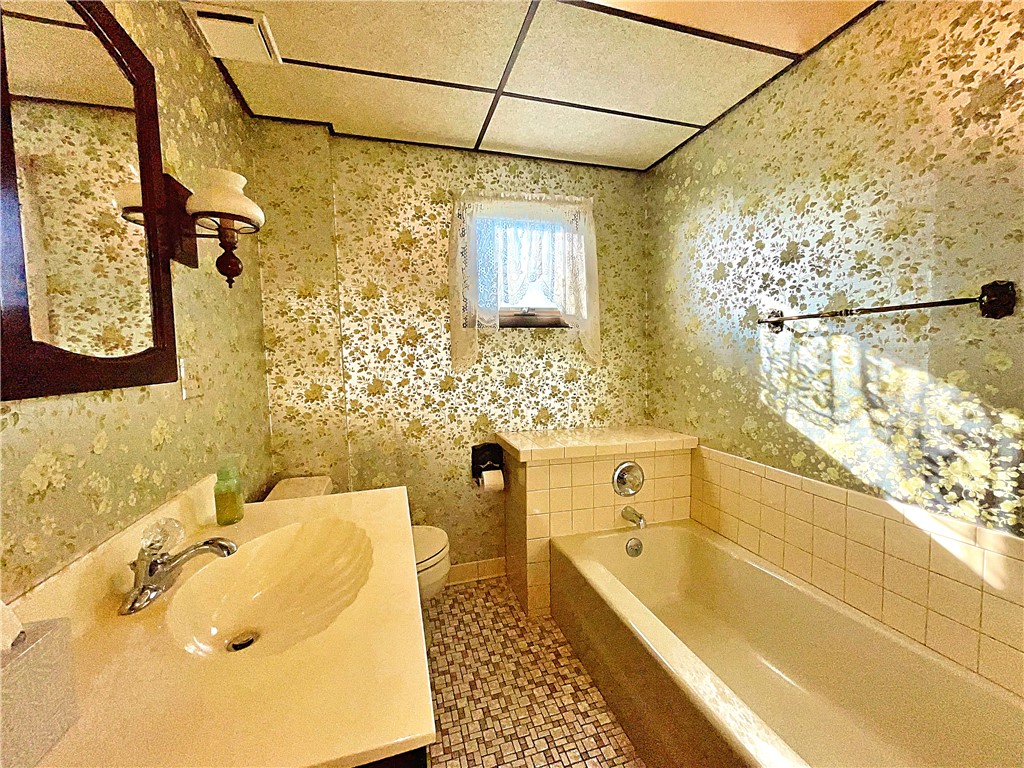 338 Giffin Ave Ave, Canonsburg, Pennsylvania image 18