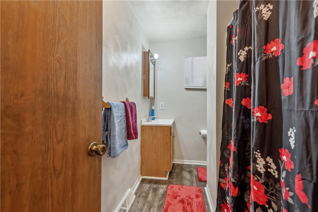 McKees Rocks, Pennsylvania 15136, United States, ,Residential,Active,95343