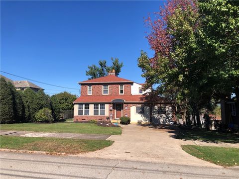 Homes For Sale - 156 Stockton Avenue Ave<br/> Fayette County, Uniontown, PA 15401