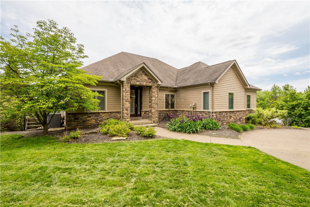 806 Harmony Rd