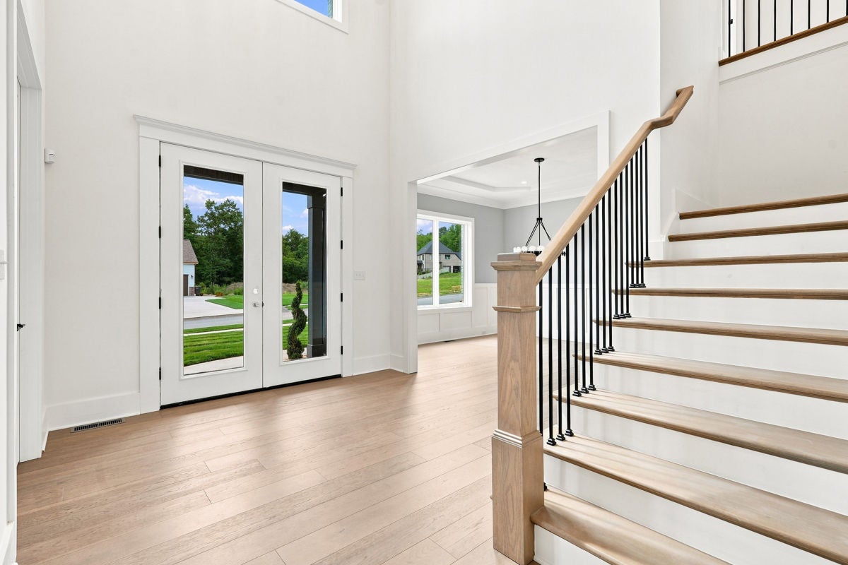 2020 Mallard Lane