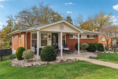 Photo for 613 Greenleaf Dr