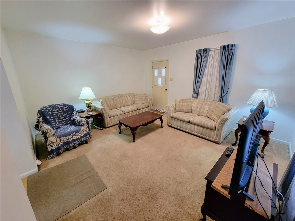 613 Elizabeth Avenue