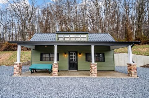 143 Chimney Ridge Road Other PA 15522