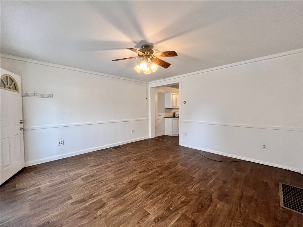 Beaver Falls, Pennsylvania 15010, United States, 2 Bedrooms Bedrooms, ,1 BathroomBathrooms,Residential,Active,148028